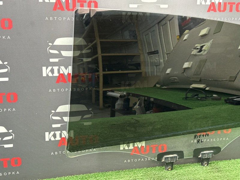 Стекло двери Kia Rio 4 2019 FB