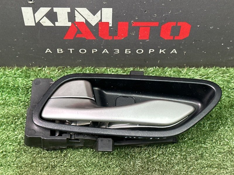 Ручка двери внутренняя Kia Rio 4 2019 FB