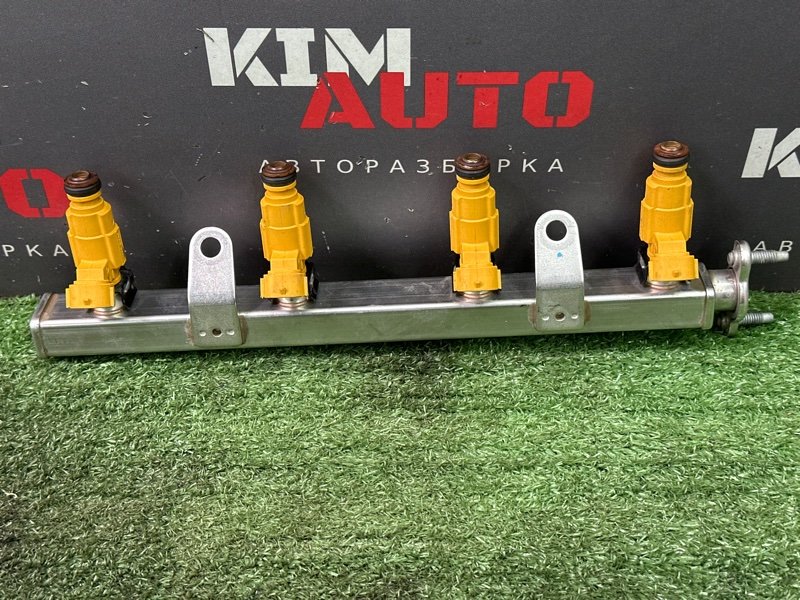 Топливная рейка с форсунками Kia Rio 4 2019 FB