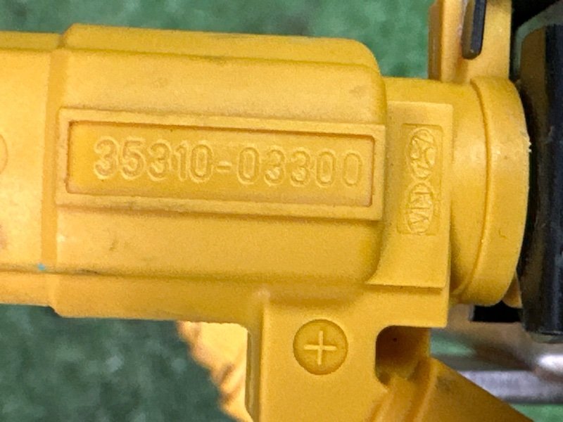 Топливная рейка с форсунками Kia Rio 4 2019 FB