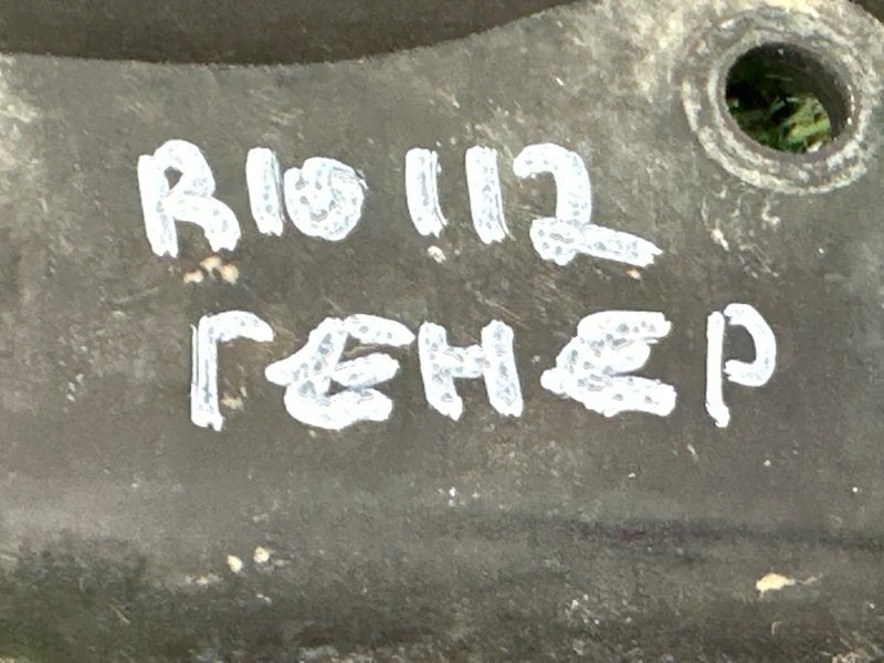 Кронштейн генератора Kia Rio 4 2019 FB