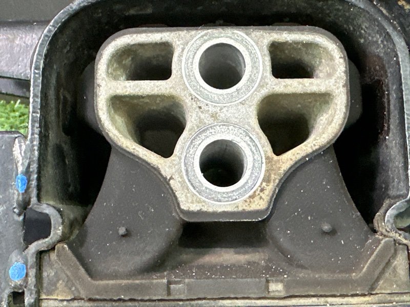 Подушка/опора двигателя Kia Rio 4 2019 FB