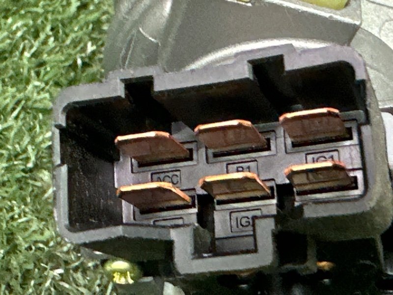 Замок зажигания с ключом(2шт.), личинкой двери Kia Rio 4 2019 FB