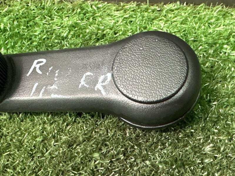 Ручка стеклоподъемника Kia Rio 4 2019 FB