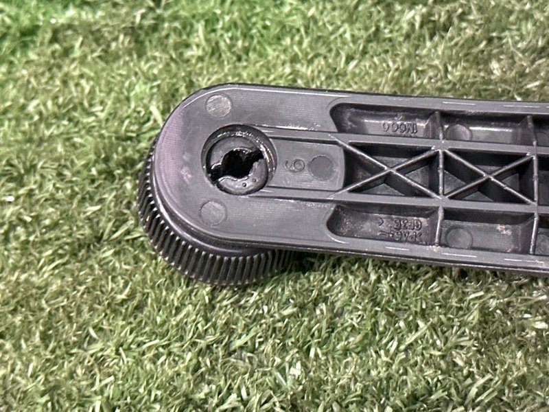 Ручка стеклоподъемника Kia Rio 4 2019 FB