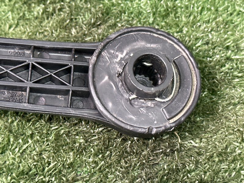 Ручка стеклоподъемника Kia Rio 4 2019 FB