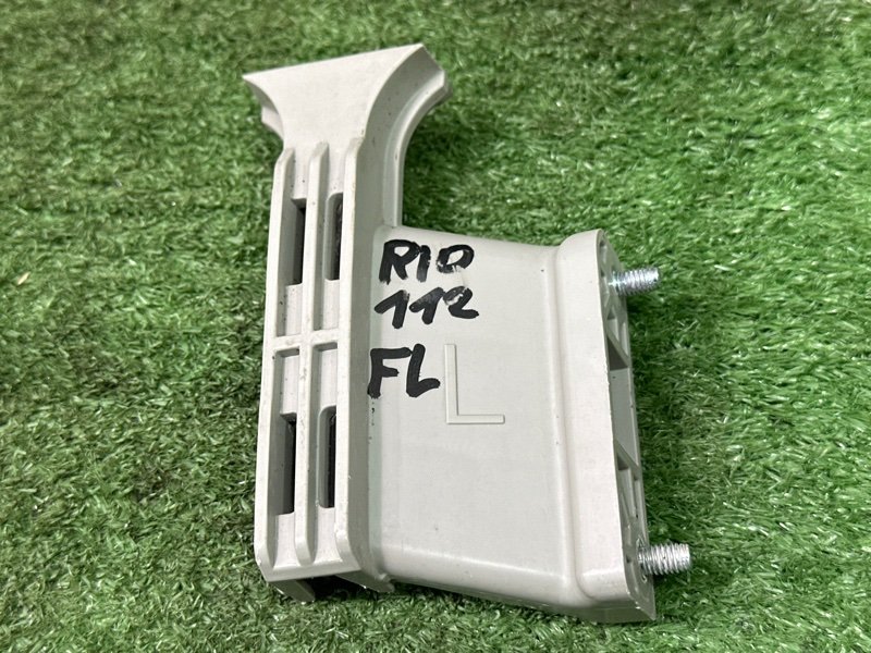 Направляющая стекла двери Kia Rio 4 2019 FB