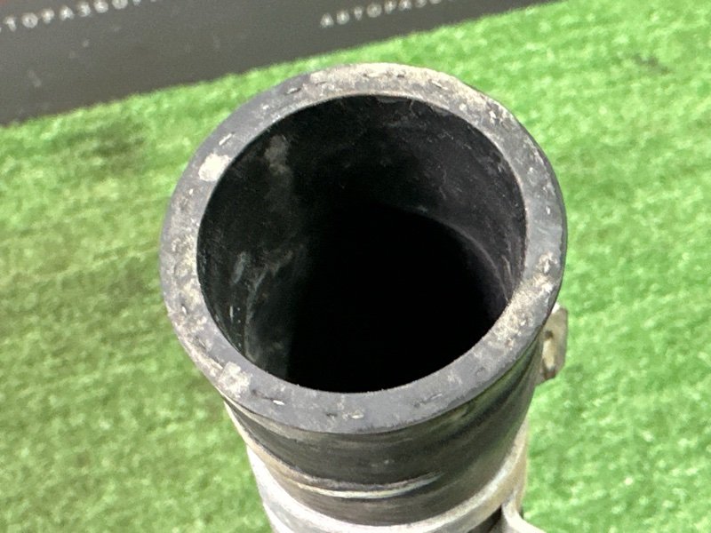 Патрубок радиатора верхний Kia Rio 4 2019 FB