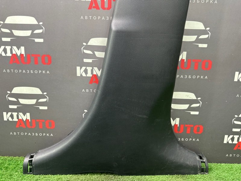 Накладка центральной стойки нижняя Kia Rio 3 2014 QB