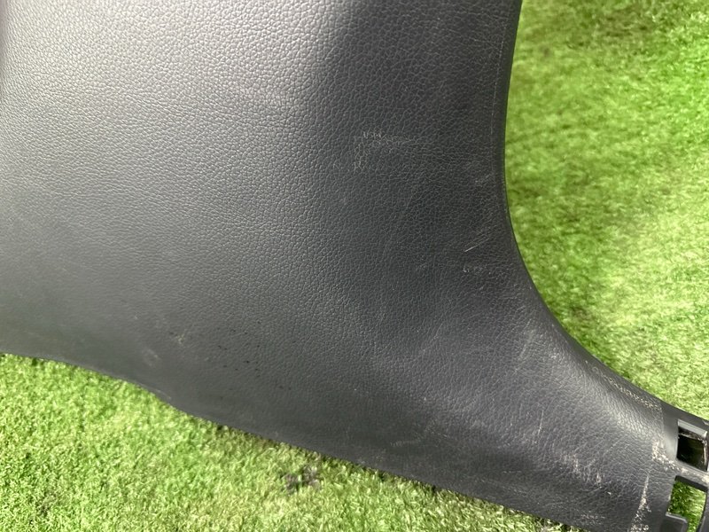 Накладка центральной стойки нижняя Kia Rio 3 2014 QB