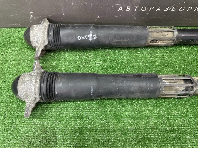 Амортизатор в сборе Skoda Octavia 2018 A7