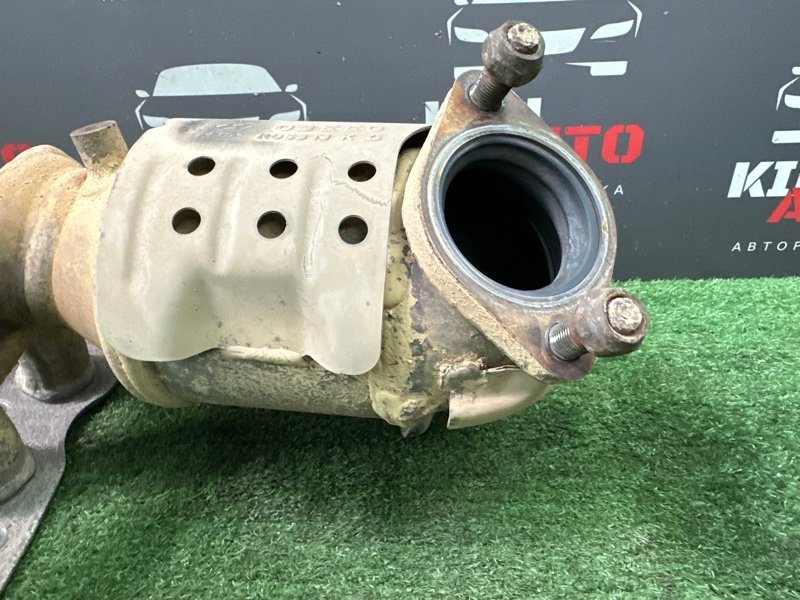 Коллектор выпускной с катализатором Kia Rio 4 2019 FB