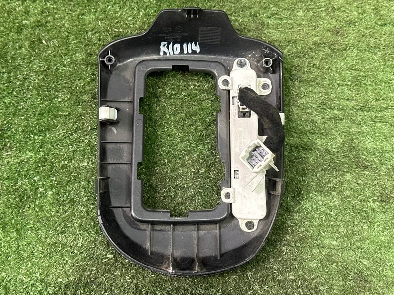 Накладка консоли АКПП Kia Rio 3 2014 QB