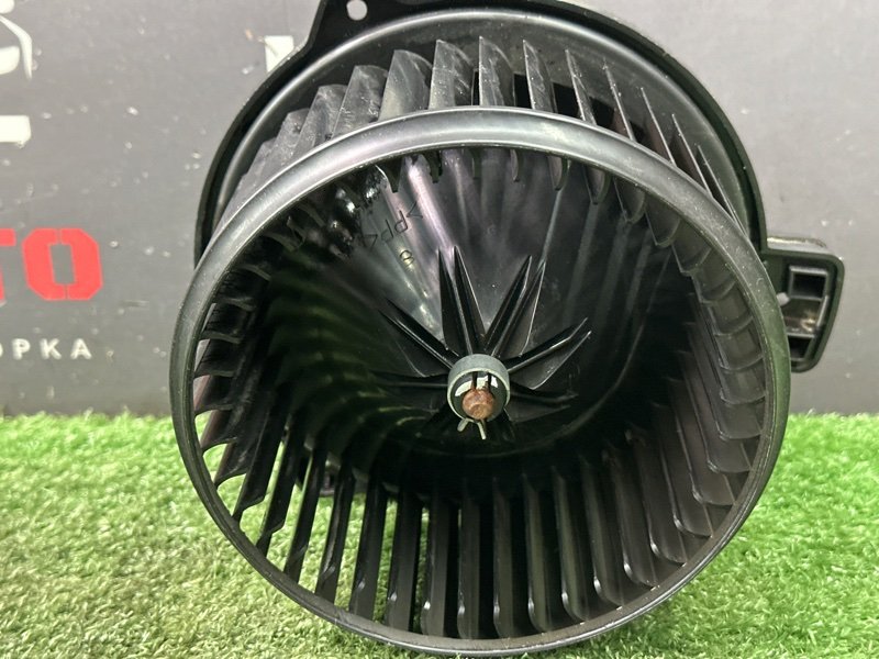 Вентилятор отопителя Kia Rio 3 2014 QB