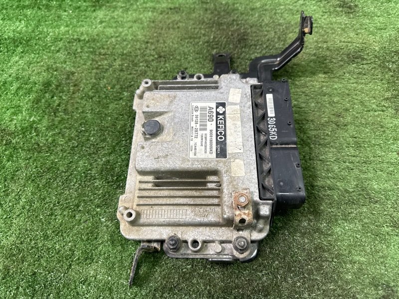 Блок управления двигателем (ЭБУ) Kia Rio 3 2014 QB