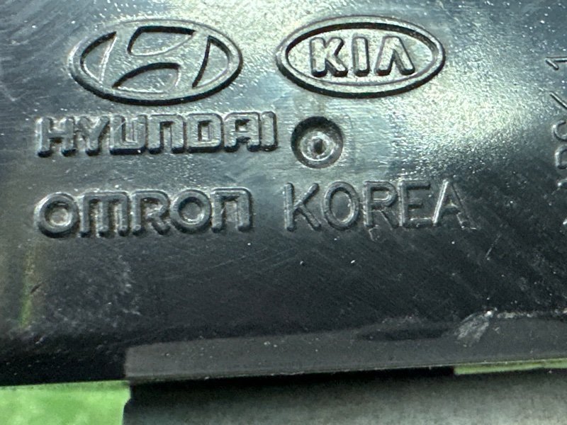 Реле указателей поворотов Kia Rio 3 2014 QB