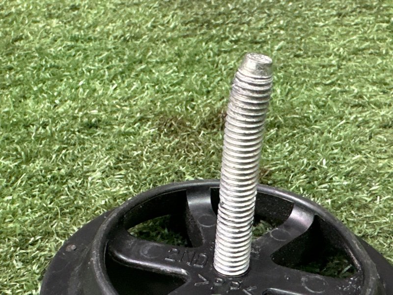 Болт крепления запасного колеса Kia Rio 3 2014 QB