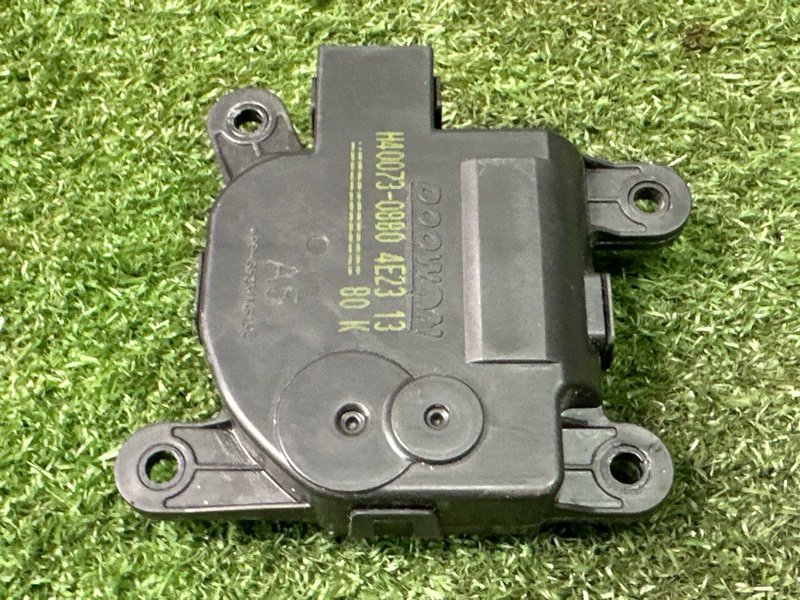 Сервопривод заслонки печки Kia Rio 3 2014 QB