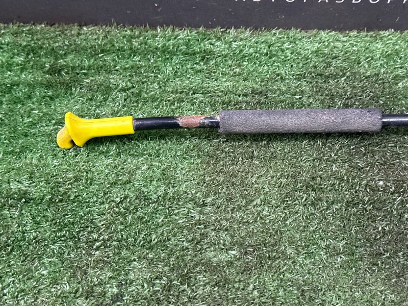 Упор капота Kia Rio 3 2014 QB