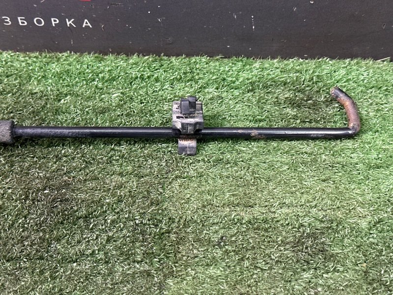 Упор капота Kia Rio 3 2014 QB