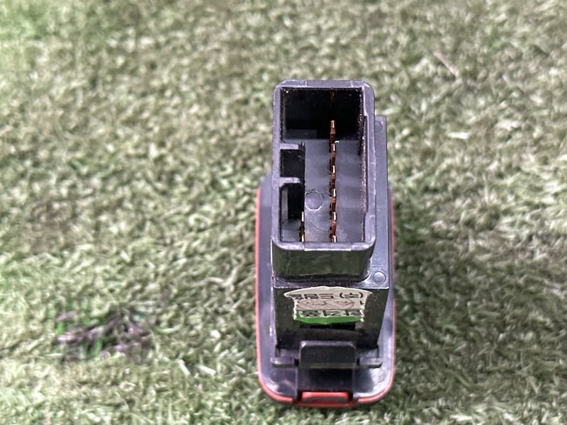 Кнопка аварийной сигнализации (аварийка) Kia Rio 3 2014 QB