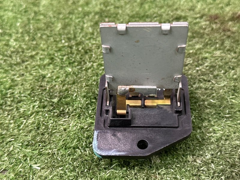 Резистор отопителя Kia Rio 3 2014 QB