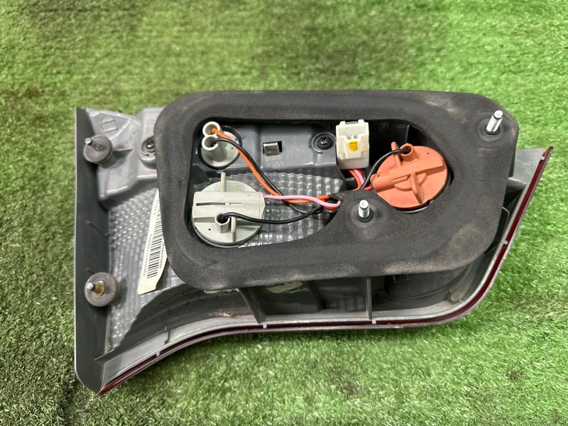 Фонарь в крышку багажника Kia Rio 3 2014 QB