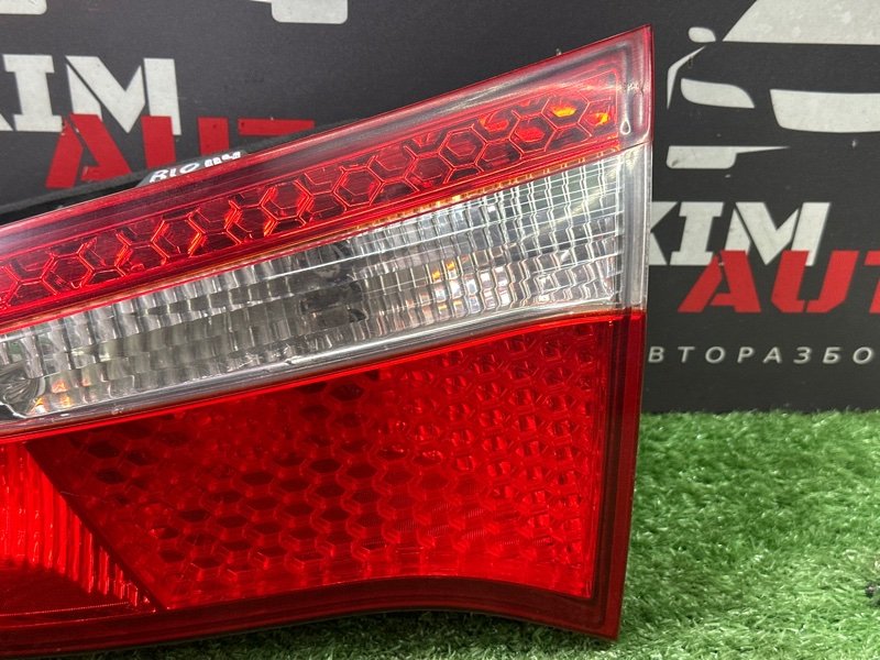 Фонарь в крышку багажника Kia Rio 3 2014 QB