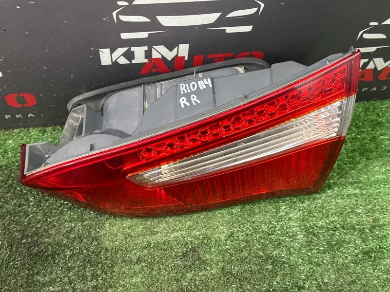 Фонарь в крышку багажника Kia Rio 3 2014 QB