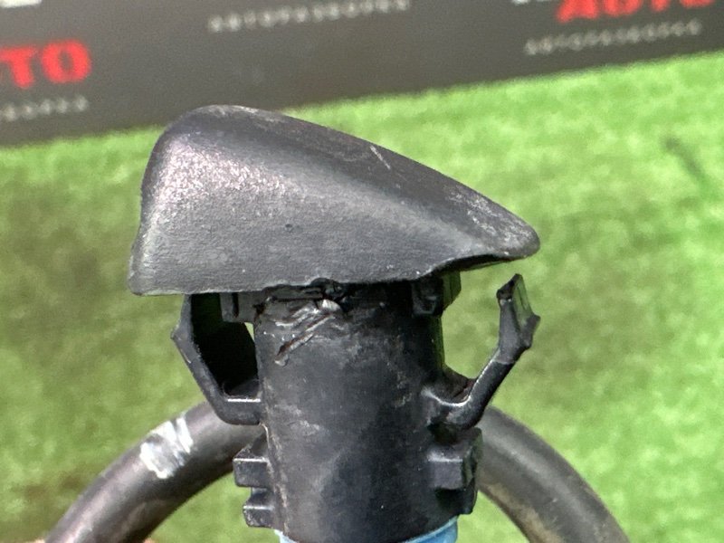 Форсунки омывателя со шлангами Kia Rio 3 2014 QB