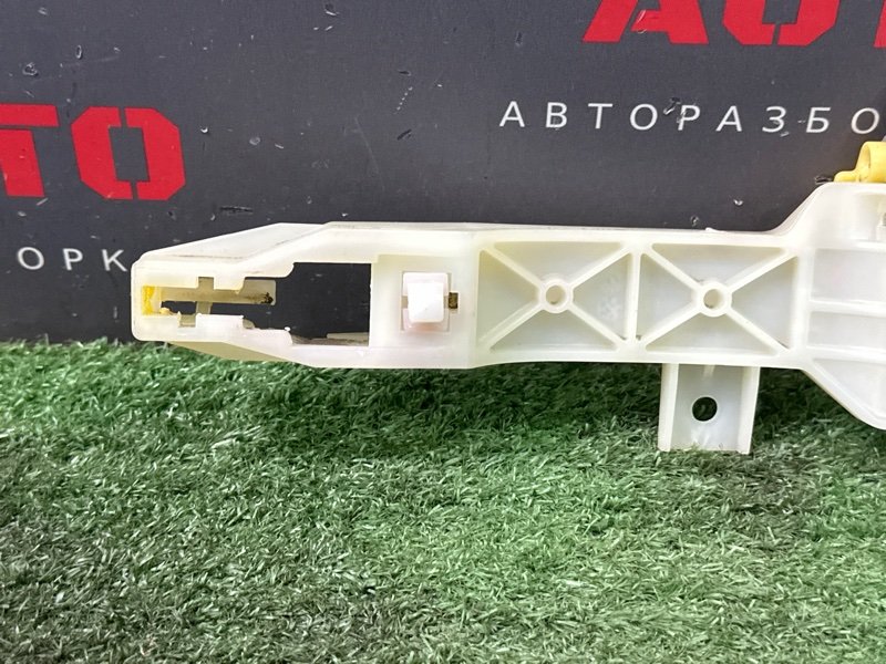 Кронштейн ручки двери Kia Rio 3 2014 QB