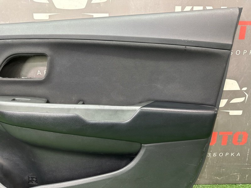 Обшивка двери Kia Rio 3 2014 QB