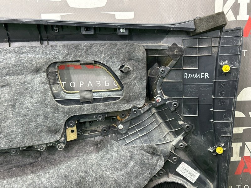 Обшивка двери Kia Rio 3 2014 QB