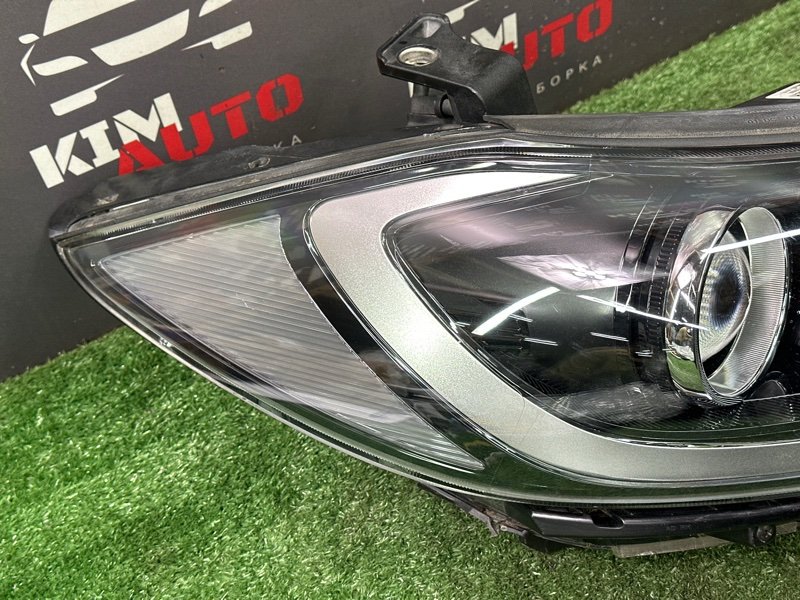 Фары передние Hyundai Elantra 6 AD