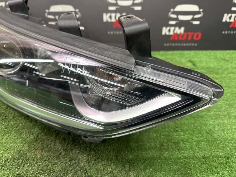 Фары передние Hyundai Elantra 6 AD