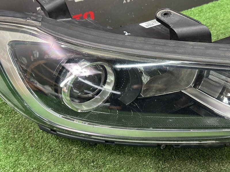 Фары передние Hyundai Elantra 6 AD