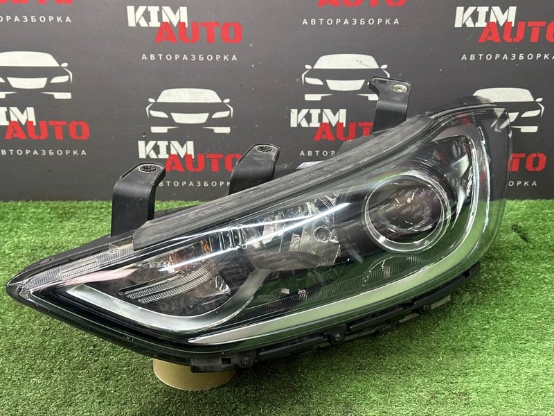 Фары передние Hyundai Elantra 6 AD
