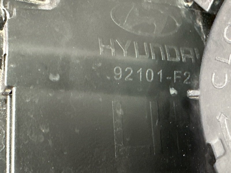 Фары передние Hyundai Elantra 6 AD