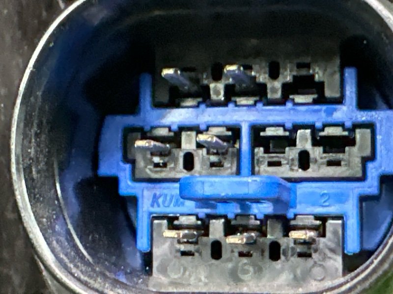 Фары передние Hyundai Elantra 6 AD