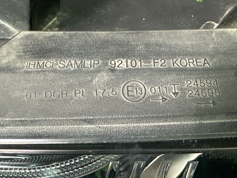 Фары передние Hyundai Elantra 6 AD