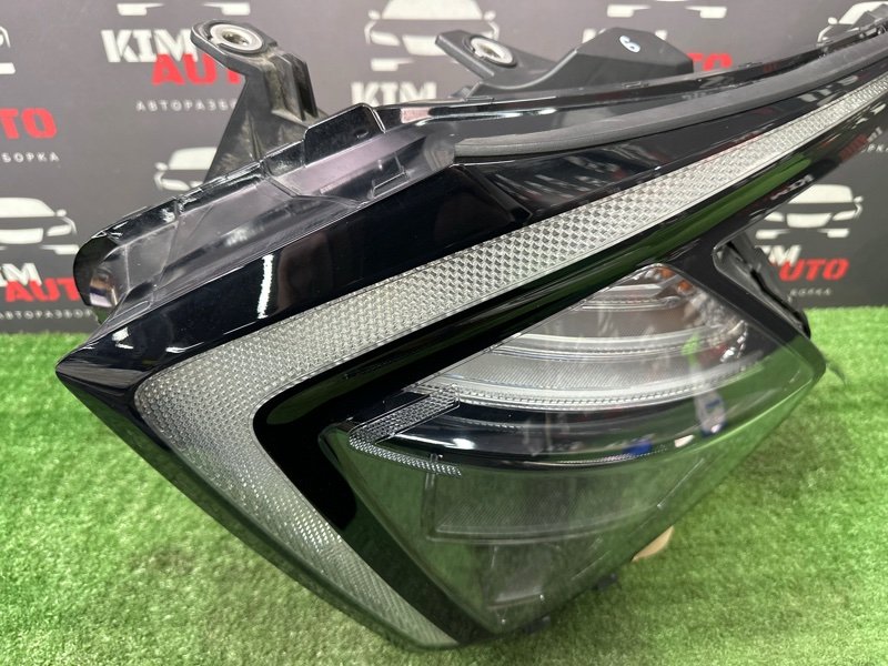 Фары передние Kia Sportage 5 NQ5