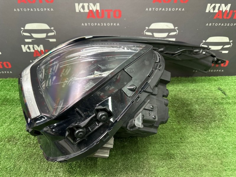 Фары передние Kia Sportage 5 NQ5