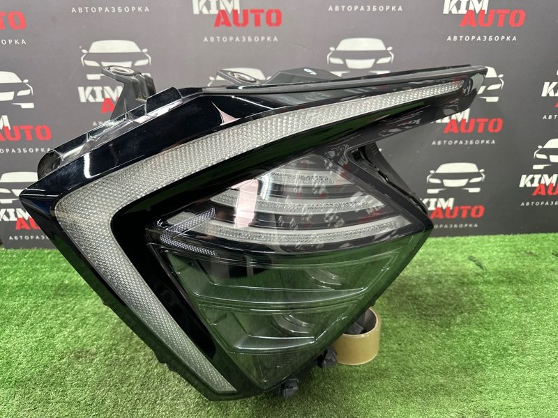 Фары передние Kia Sportage 5 NQ5
