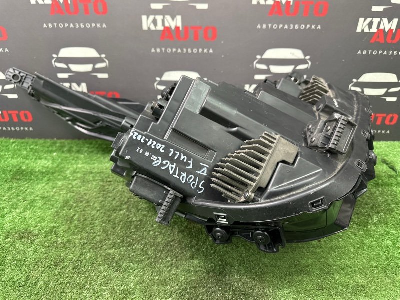 Фары передние Kia Sportage 5 NQ5