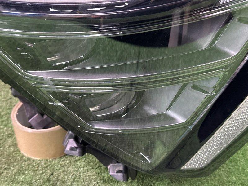 Фары передние Kia Sportage 5 NQ5