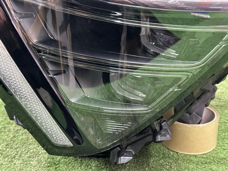 Фары передние Kia Sportage 5 NQ5