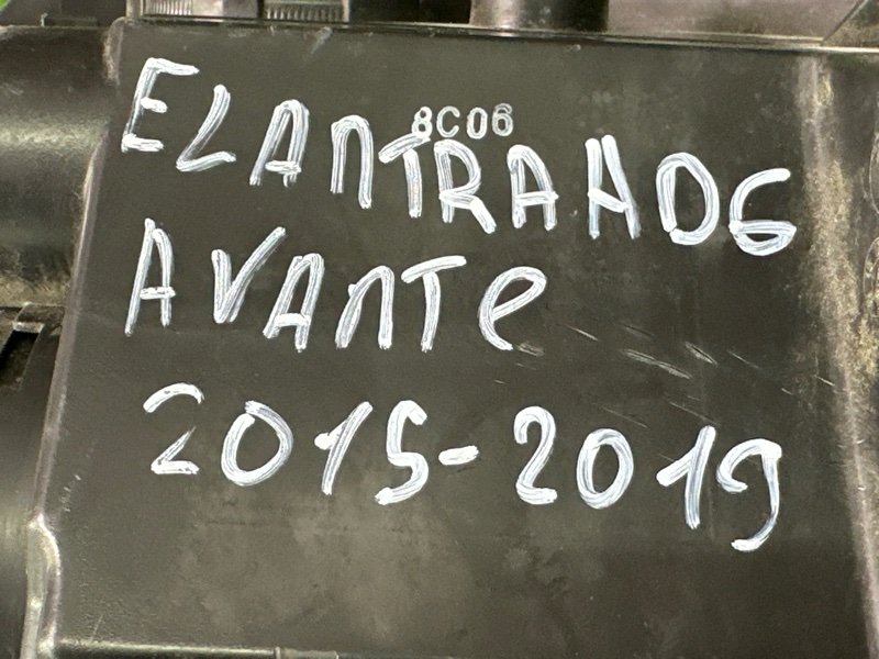 Фара Hyundai Elantra 6 AD