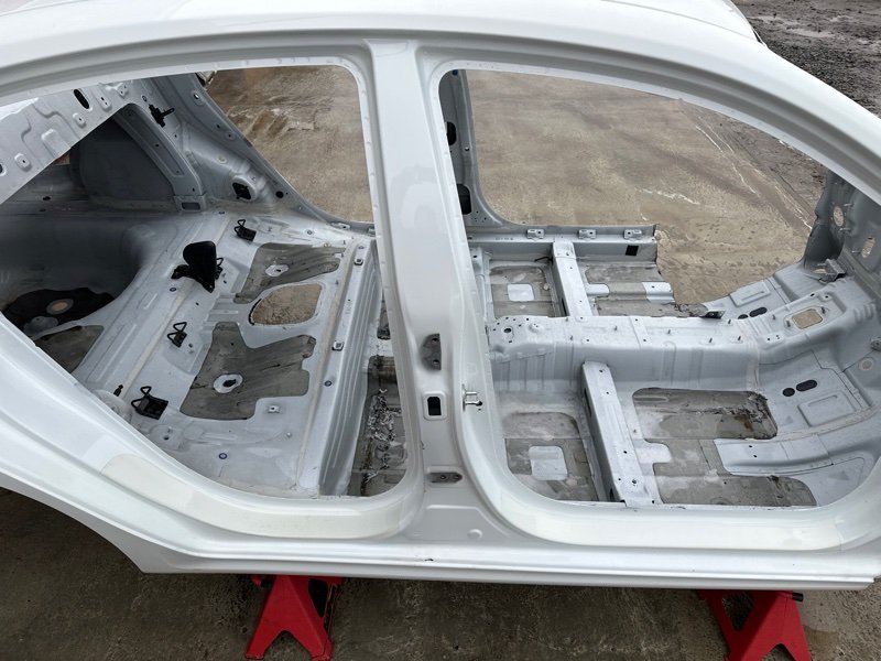 Порог со стойкой Kia Rio 4 2018