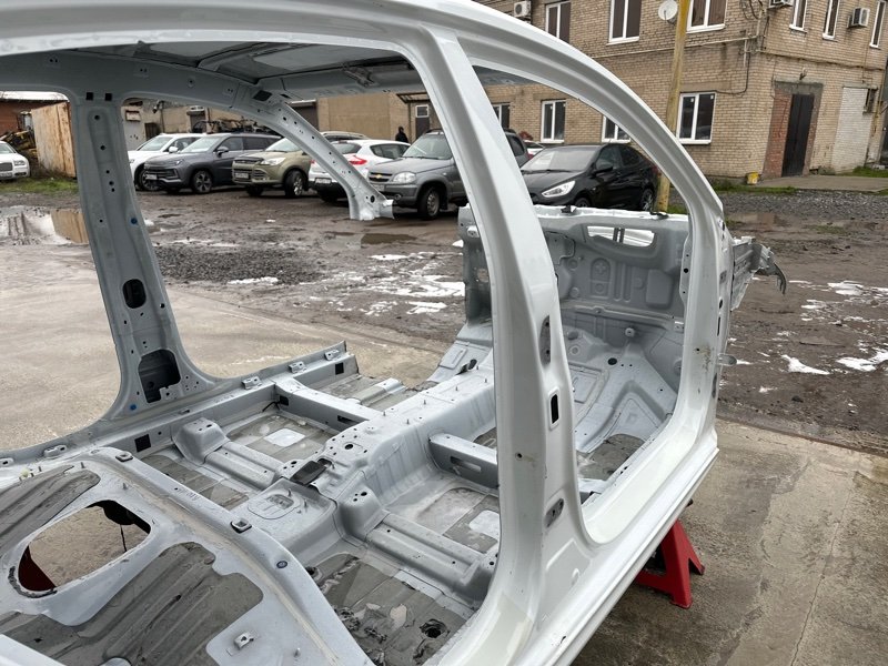 Порог со стойкой Kia Rio 4 2018