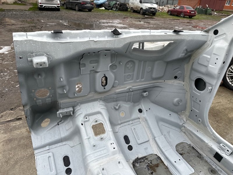 Четверть (лонжерон) Kia Rio 4 2018